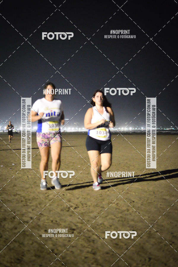 Buy your photos of the eventJovem Pan Night Run Santos on Fotop