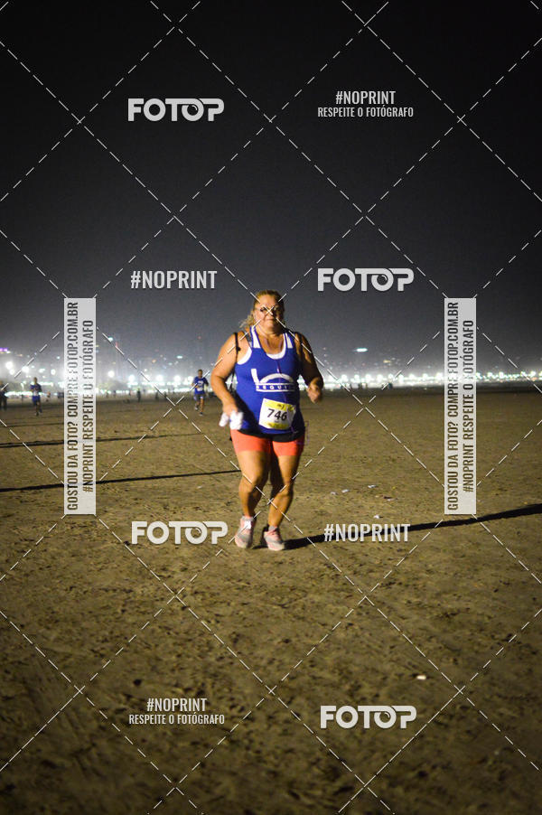 Buy your photos of the eventJovem Pan Night Run Santos on Fotop