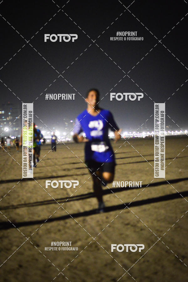 Buy your photos of the eventJovem Pan Night Run Santos on Fotop
