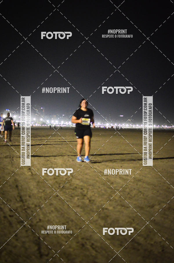 Buy your photos of the eventJovem Pan Night Run Santos on Fotop