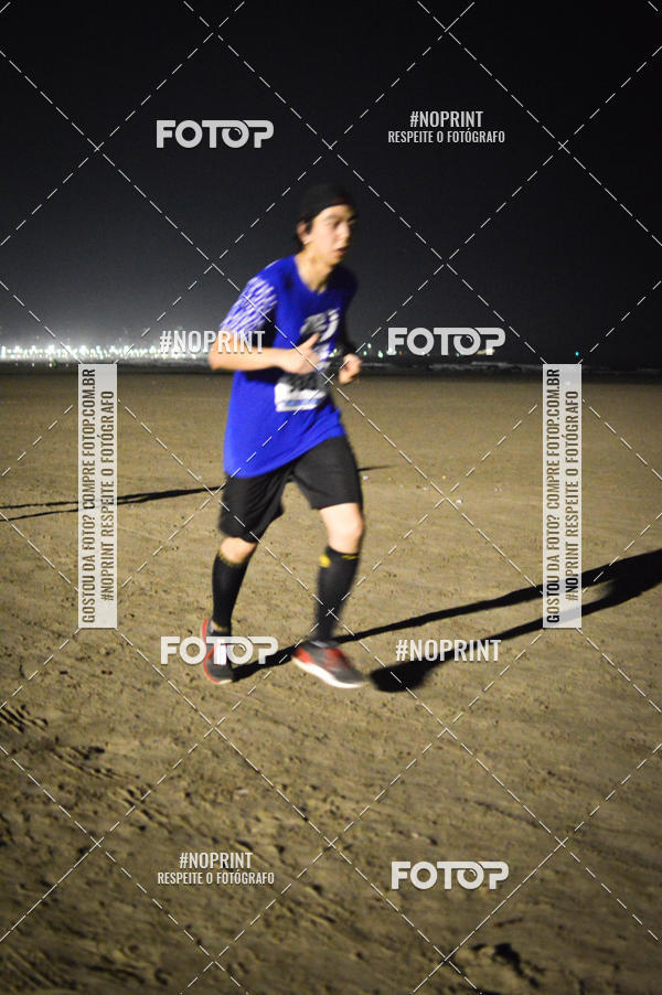 Buy your photos of the eventJovem Pan Night Run Santos on Fotop