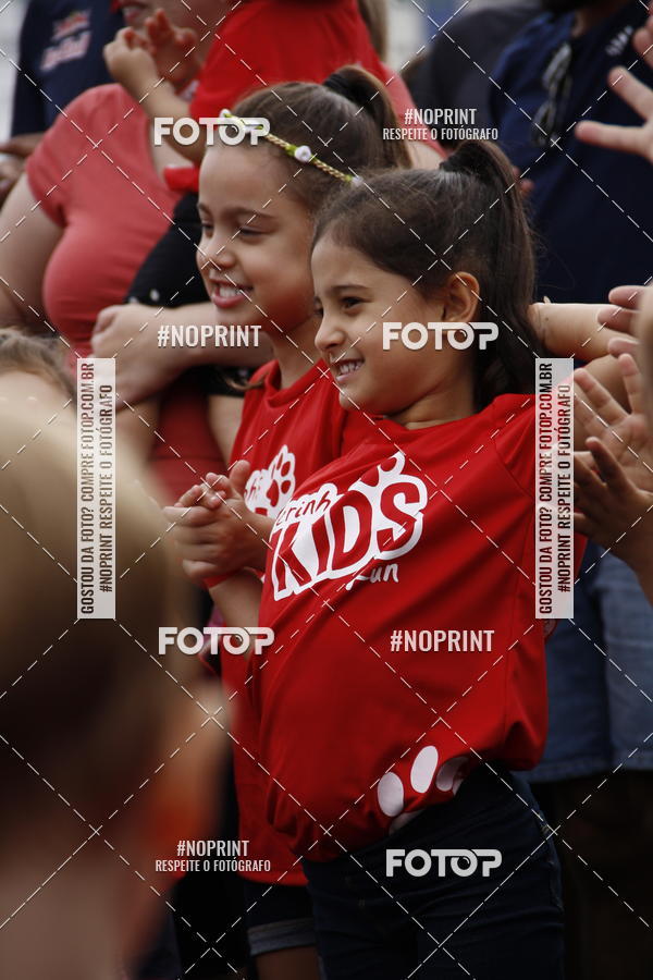Buy your photos of the eventFerinhas Kids Run on Fotop