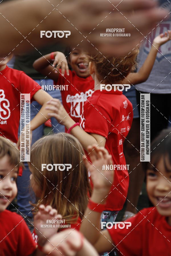 Buy your photos of the eventFerinhas Kids Run on Fotop