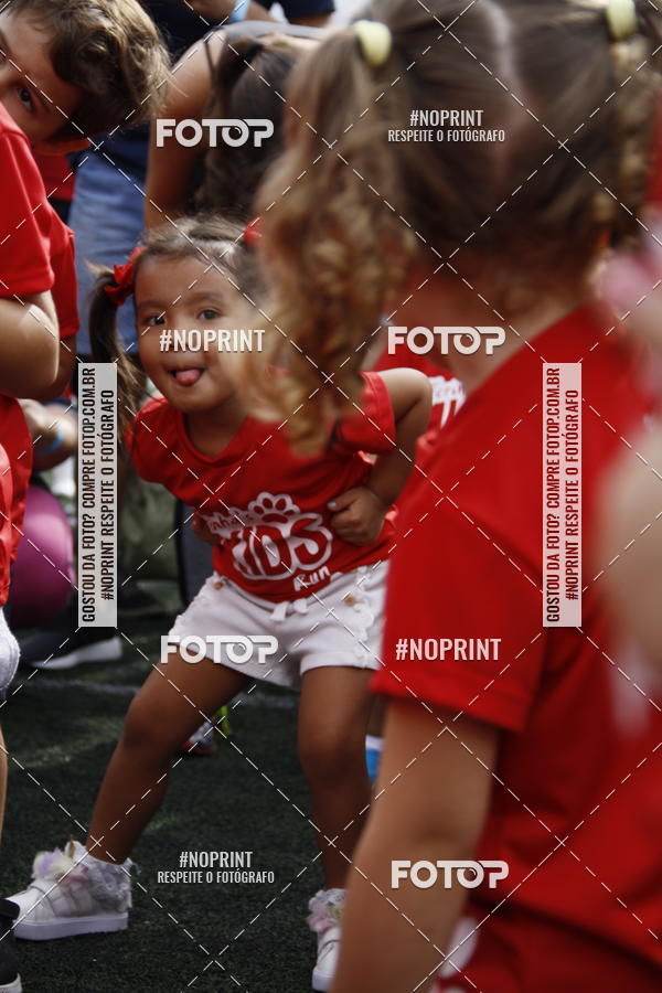 Buy your photos of the eventFerinhas Kids Run on Fotop