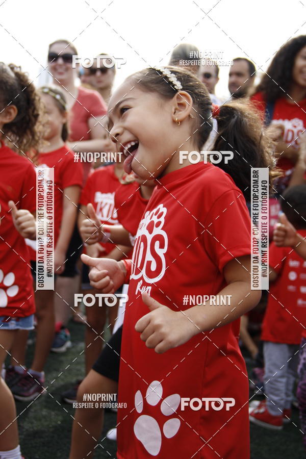 Buy your photos of the eventFerinhas Kids Run on Fotop