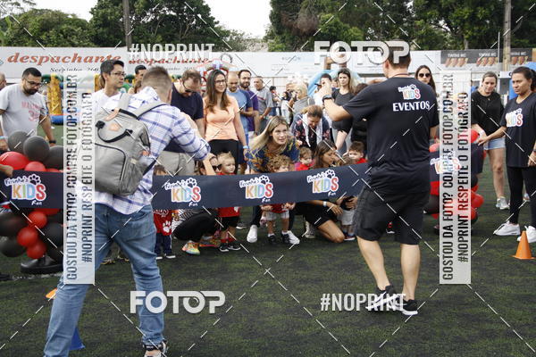 Buy your photos of the eventFerinhas Kids Run on Fotop