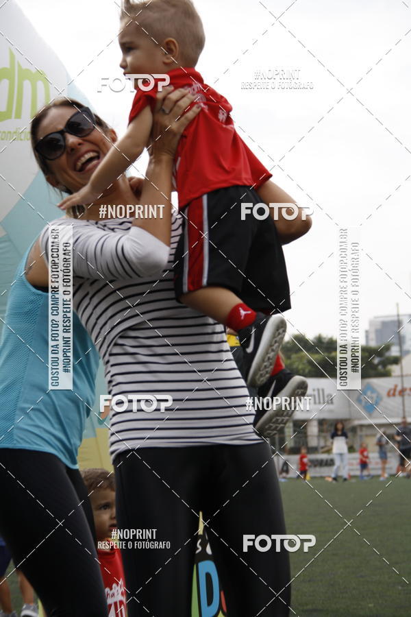 Buy your photos of the eventFerinhas Kids Run on Fotop