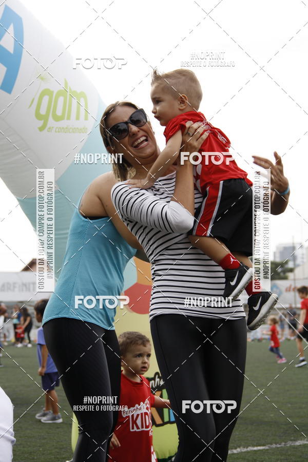 Buy your photos of the eventFerinhas Kids Run on Fotop