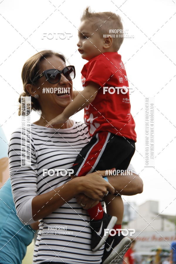 Buy your photos of the eventFerinhas Kids Run on Fotop