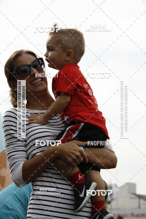 Buy your photos of the eventFerinhas Kids Run on Fotop