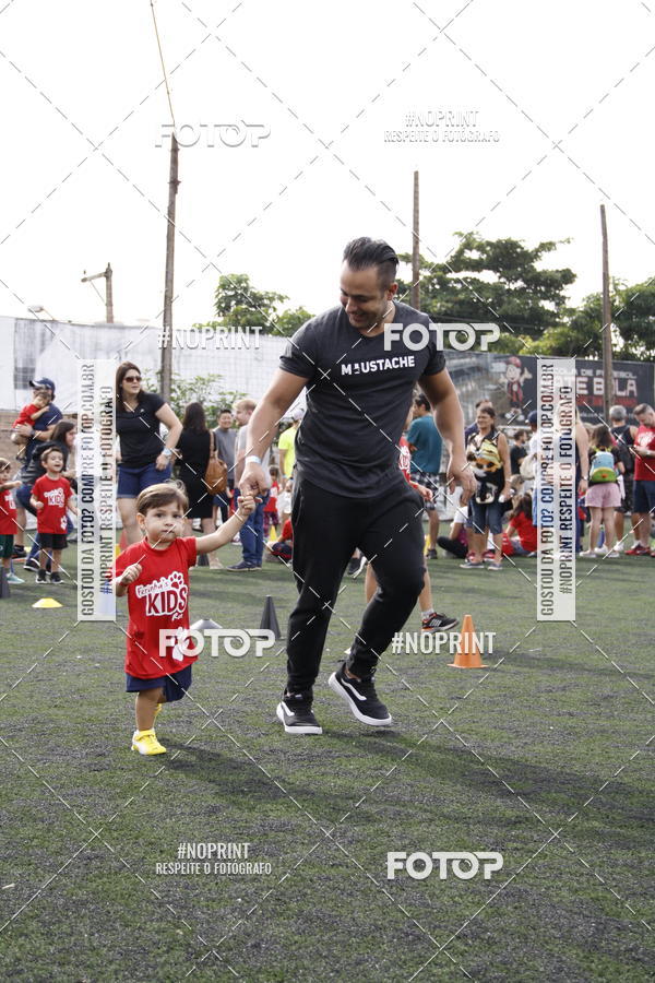 Buy your photos of the eventFerinhas Kids Run on Fotop