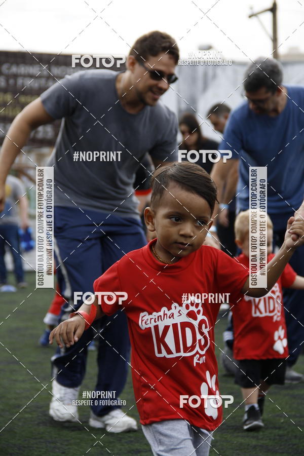 Buy your photos of the eventFerinhas Kids Run on Fotop