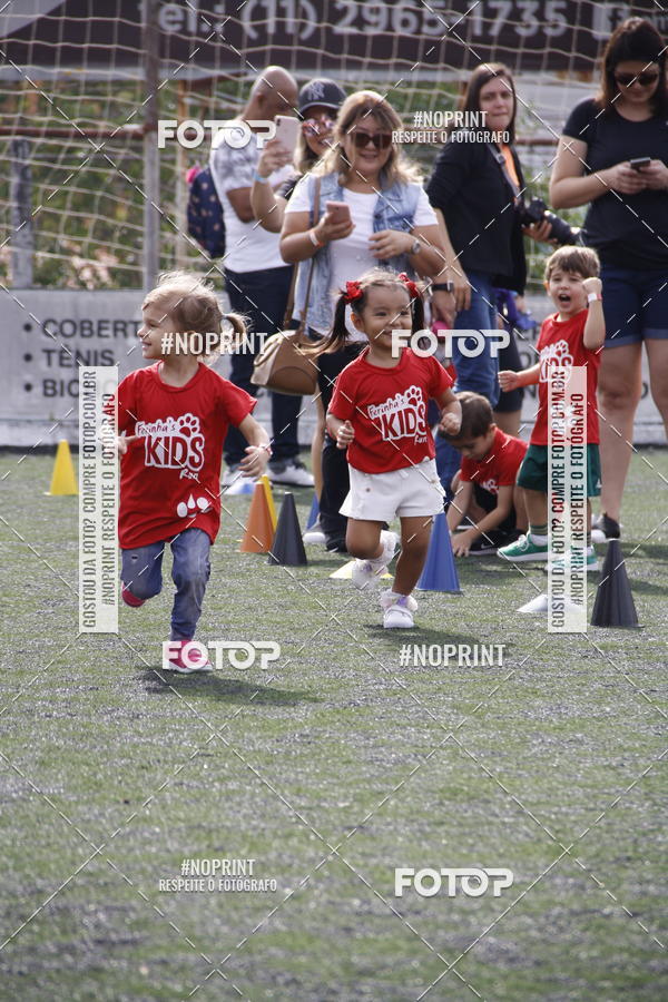 Buy your photos of the eventFerinhas Kids Run on Fotop