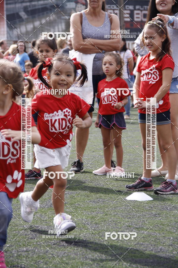 Buy your photos of the eventFerinhas Kids Run on Fotop