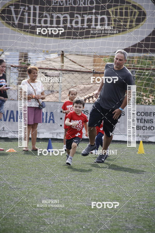 Buy your photos of the eventFerinhas Kids Run on Fotop