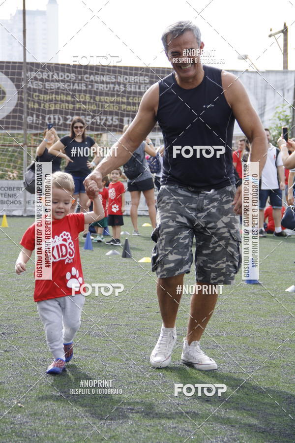 Buy your photos of the eventFerinhas Kids Run on Fotop