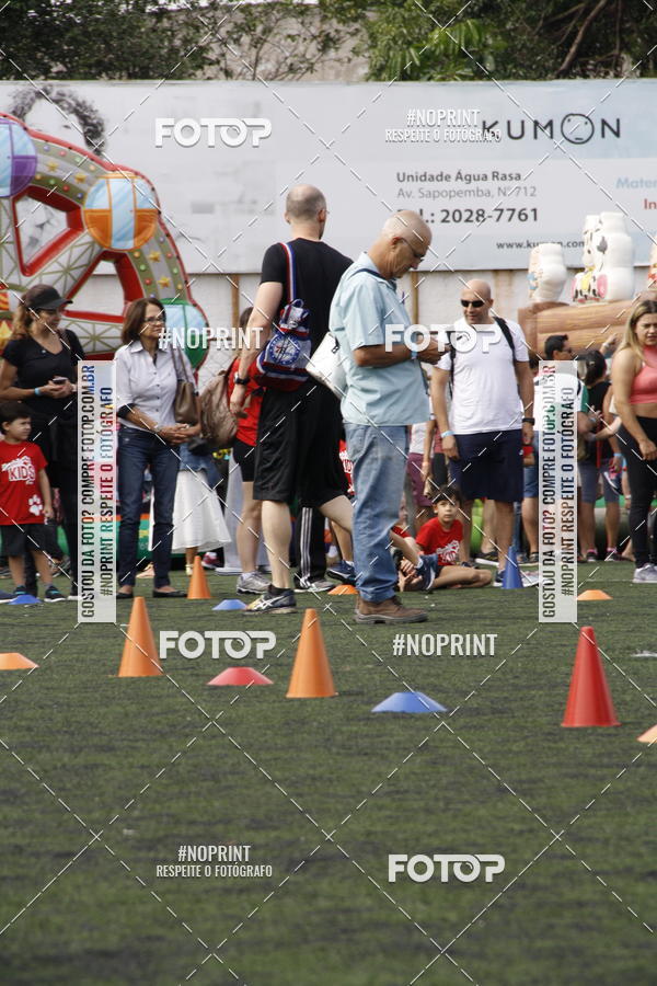 Buy your photos of the eventFerinhas Kids Run on Fotop