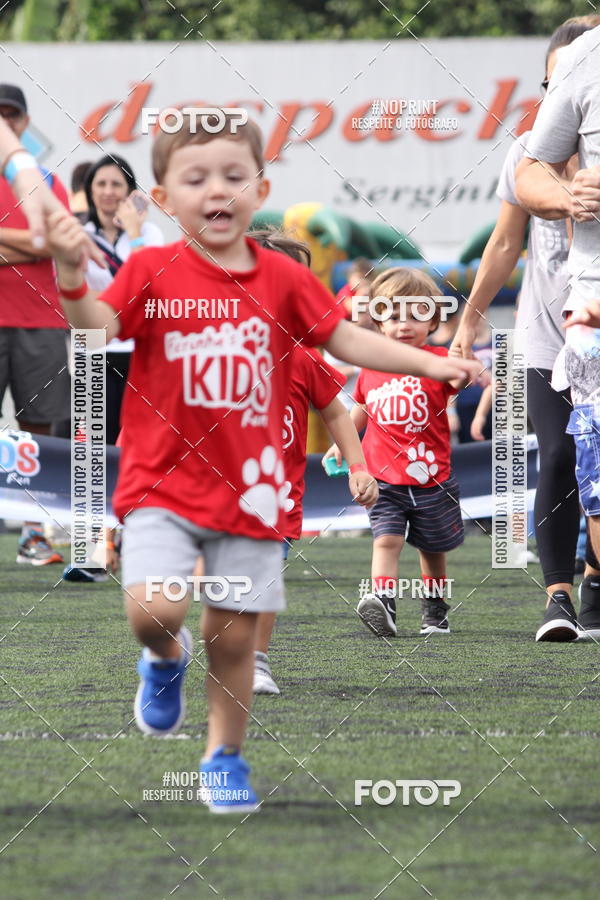 Buy your photos of the eventFerinhas Kids Run on Fotop