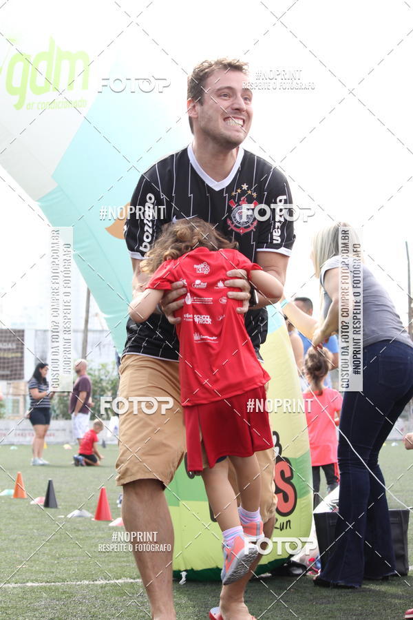 Buy your photos of the eventFerinhas Kids Run on Fotop