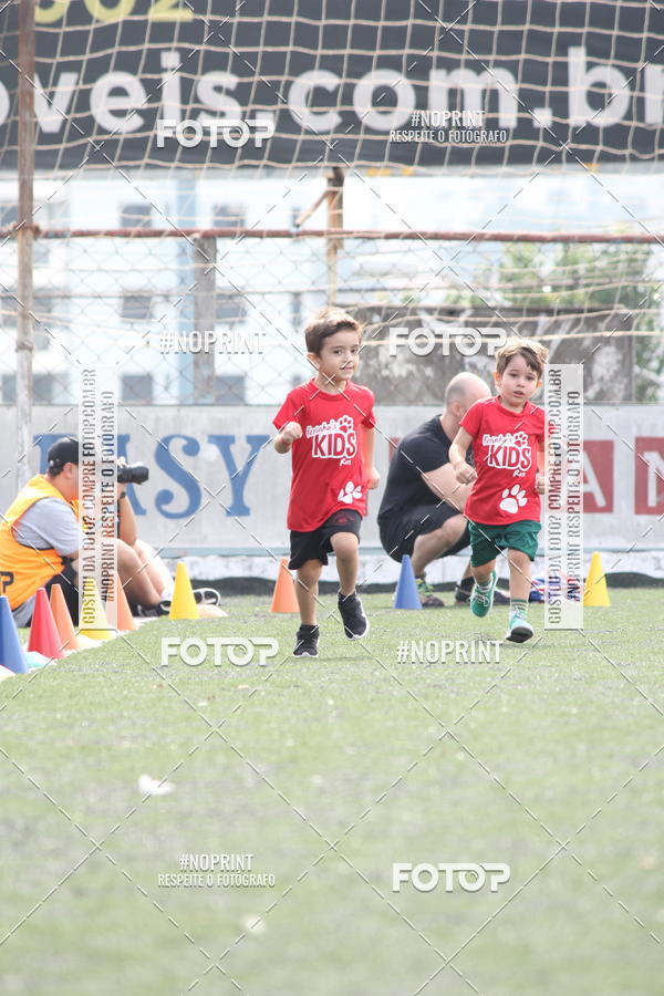 Buy your photos of the eventFerinhas Kids Run on Fotop