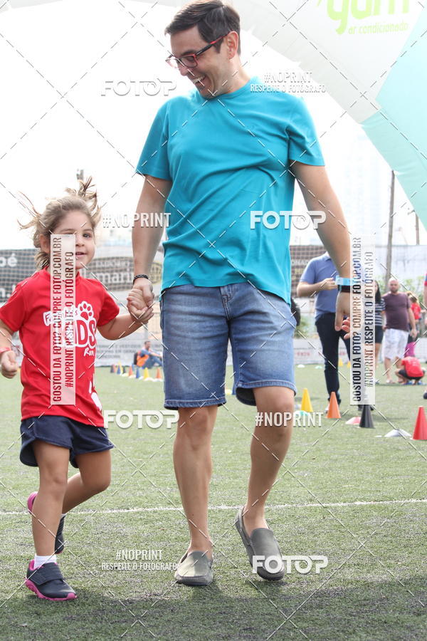 Buy your photos of the eventFerinhas Kids Run on Fotop