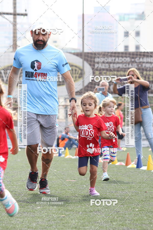 Buy your photos of the eventFerinhas Kids Run on Fotop