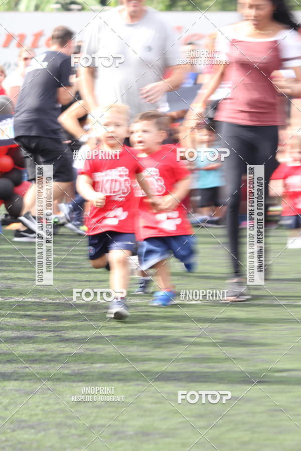 Buy your photos of the eventFerinhas Kids Run on Fotop