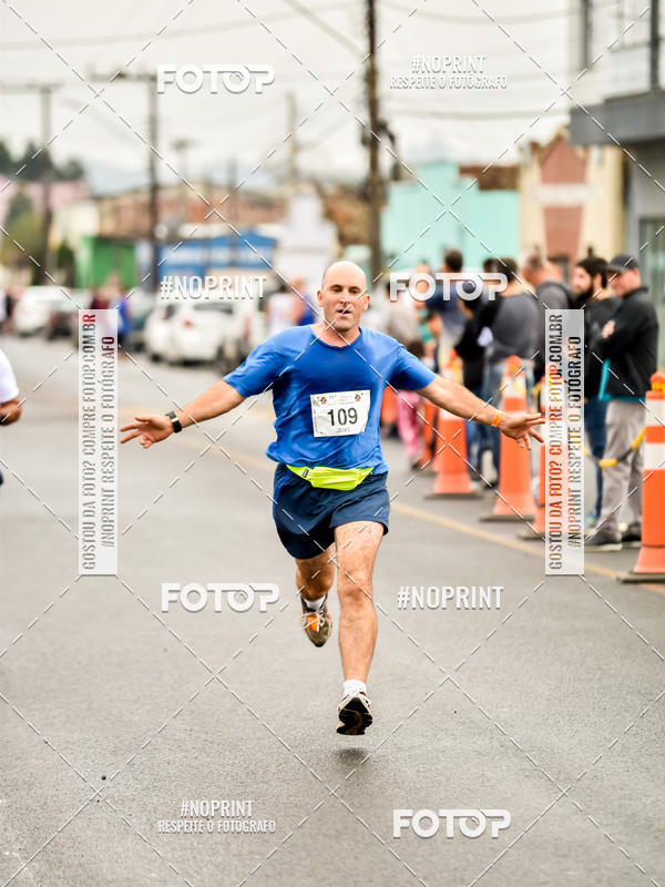 Achetez vos photos de l'vnementCorrida Rstica do Dia do Trabalhador sur Fotop