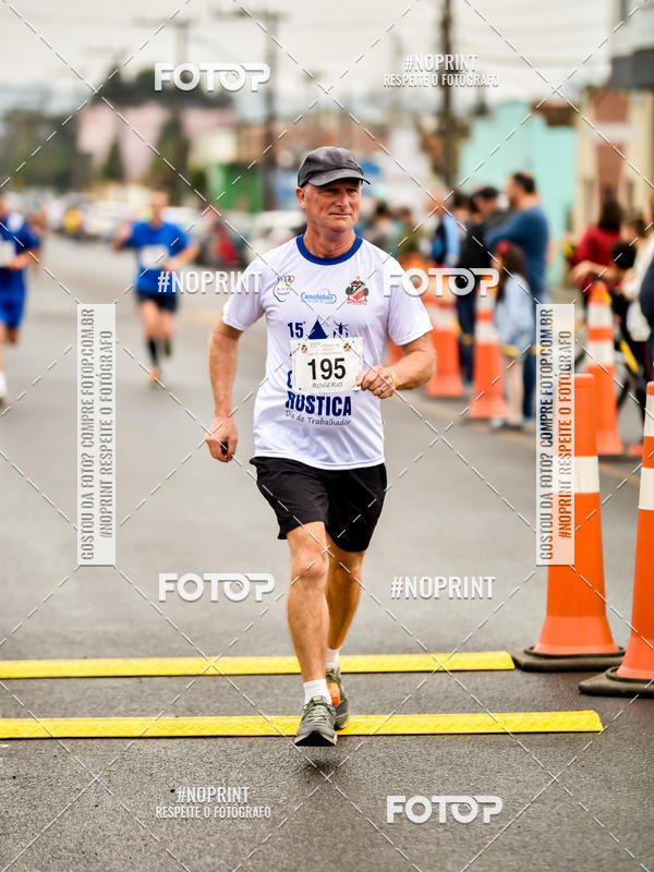 Achetez vos photos de l'vnementCorrida Rstica do Dia do Trabalhador sur Fotop