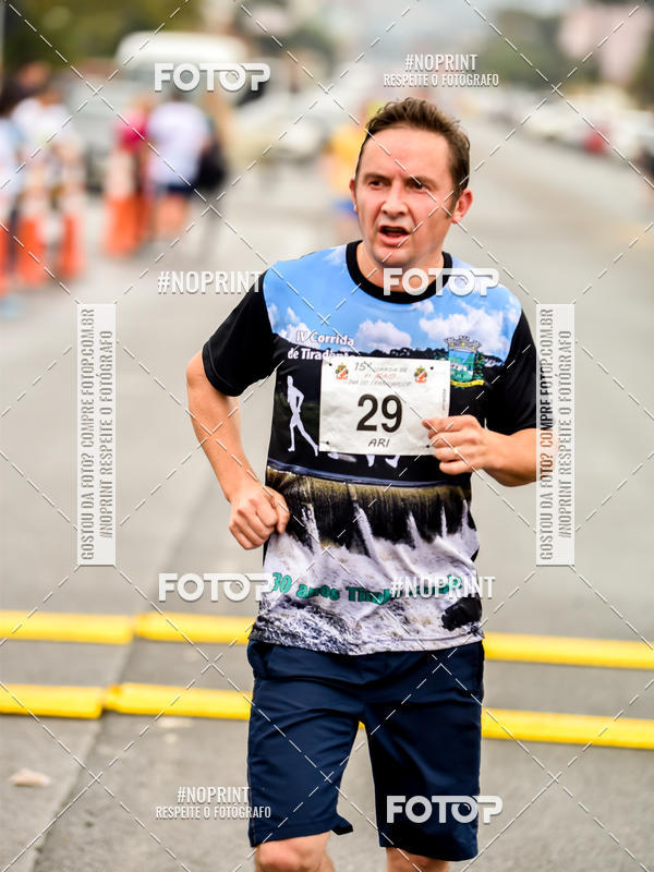 Achetez vos photos de l'vnementCorrida Rstica do Dia do Trabalhador sur Fotop