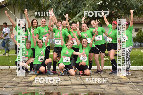 Achetez vos photos de l'vnementCorrida Rstica do Dia do Trabalhador sur Fotop