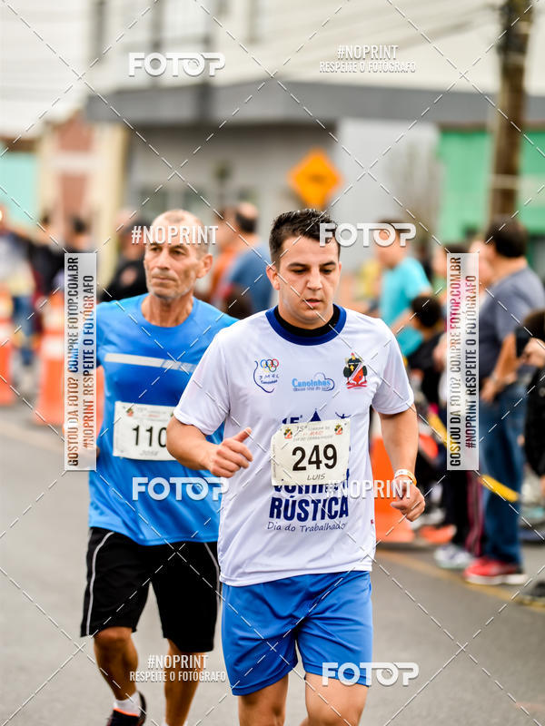 Achetez vos photos de l'vnementCorrida Rstica do Dia do Trabalhador sur Fotop