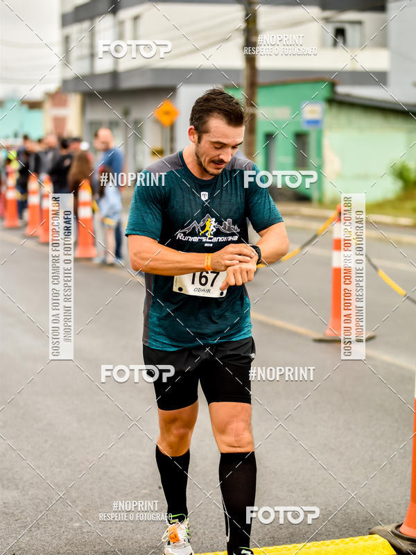 Achetez vos photos de l'vnementCorrida Rstica do Dia do Trabalhador sur Fotop