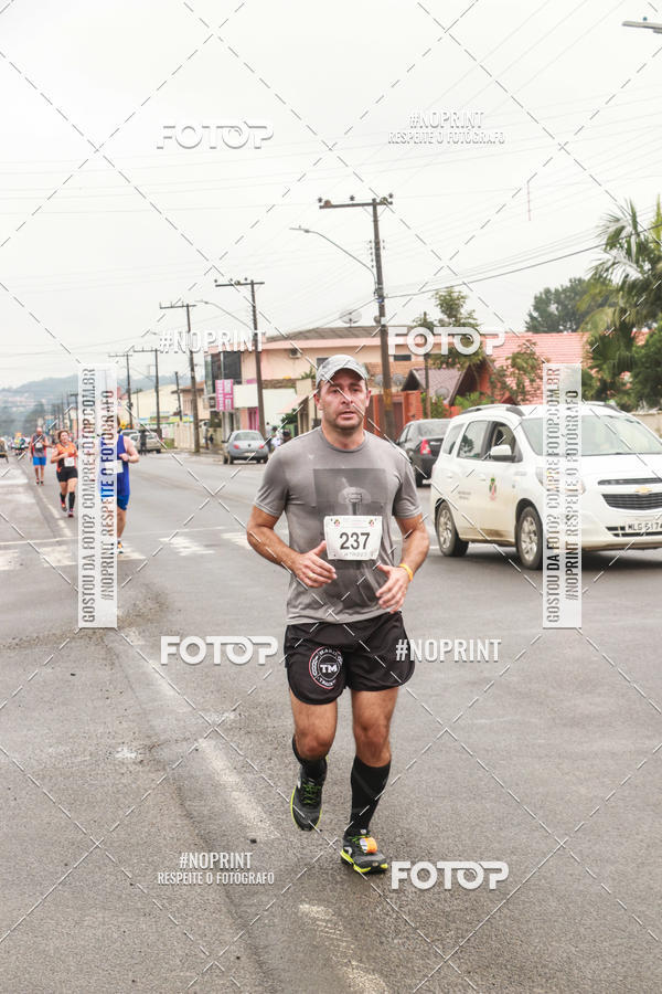 Achetez vos photos de l'vnementCorrida Rstica do Dia do Trabalhador sur Fotop