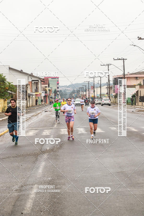 Achetez vos photos de l'vnementCorrida Rstica do Dia do Trabalhador sur Fotop