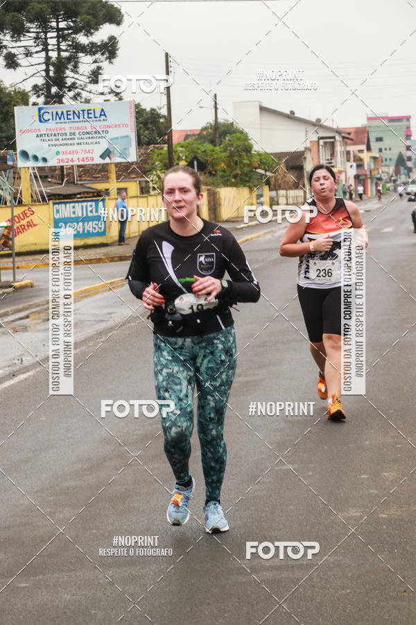 Achetez vos photos de l'vnementCorrida Rstica do Dia do Trabalhador sur Fotop