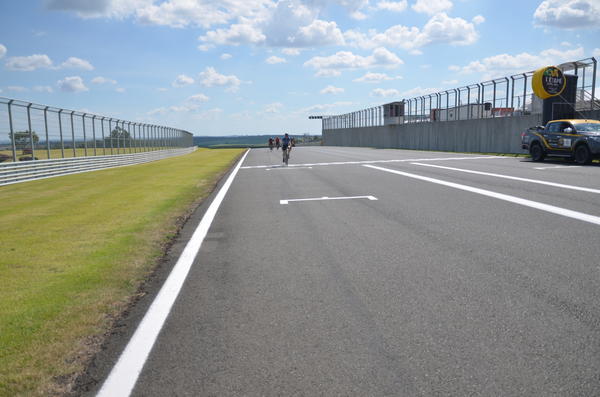 Buy your photos of the eventTraining Day on Fotop