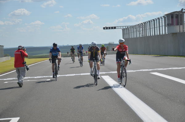 Buy your photos of the eventTraining Day on Fotop