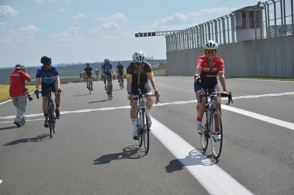 Buy your photos of the eventTraining Day on Fotop