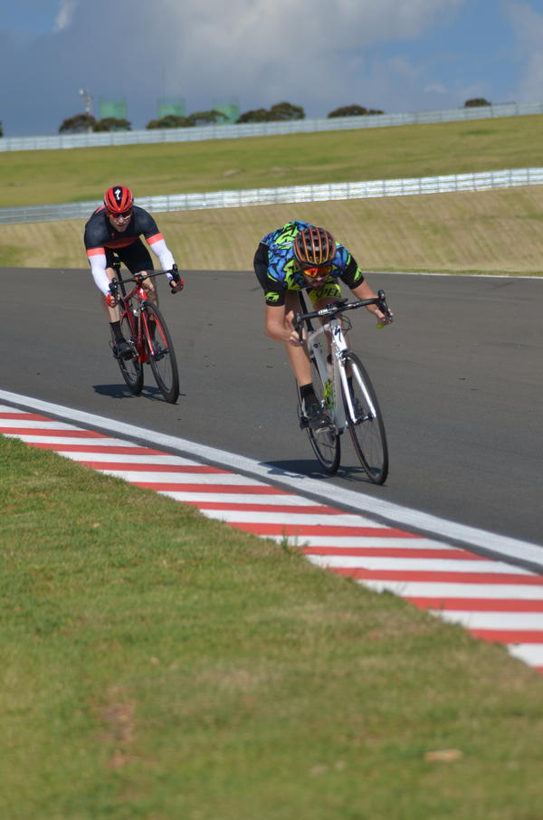 Buy your photos of the eventTraining Day on Fotop