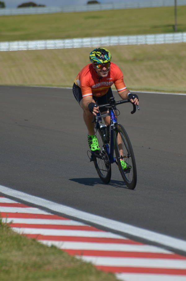 Buy your photos of the eventTraining Day on Fotop