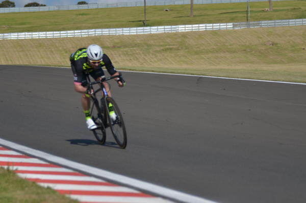 Buy your photos of the eventTraining Day on Fotop