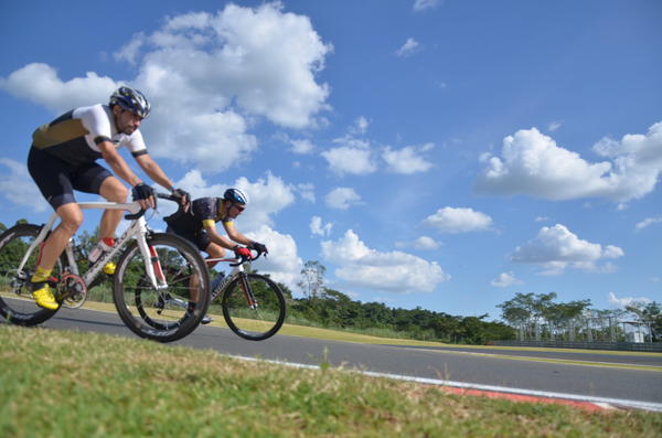 Buy your photos of the eventTraining Day on Fotop