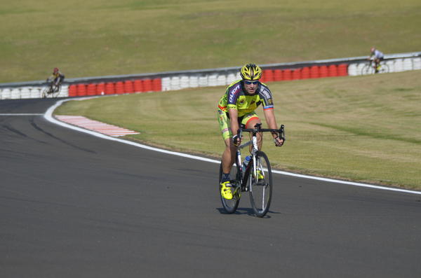 Buy your photos of the eventTraining Day on Fotop