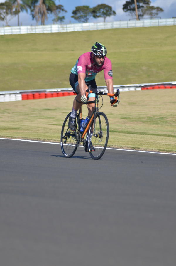 Buy your photos of the eventTraining Day on Fotop