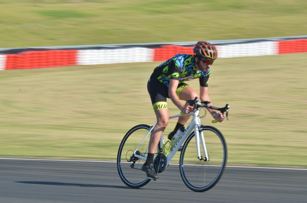 Buy your photos of the eventTraining Day on Fotop