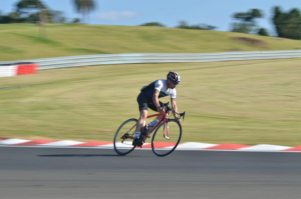 Buy your photos of the eventTraining Day on Fotop