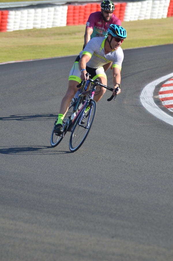 Buy your photos of the eventTraining Day on Fotop