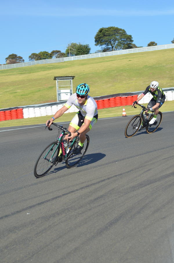 Buy your photos of the eventTraining Day on Fotop