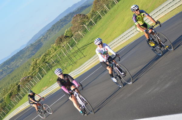 Buy your photos of the eventTraining Day on Fotop